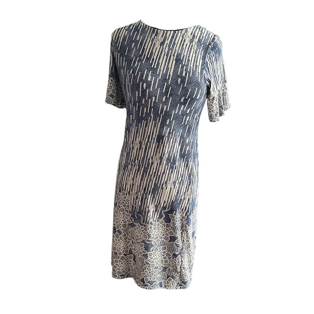 Elegant Blue and White Patterned Dress size small